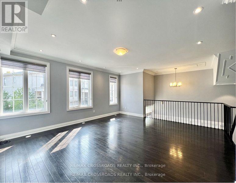 45 Plowman Lane, Richmond Hill, Ontario  L4S 0G4 - Photo 3 - N13509954