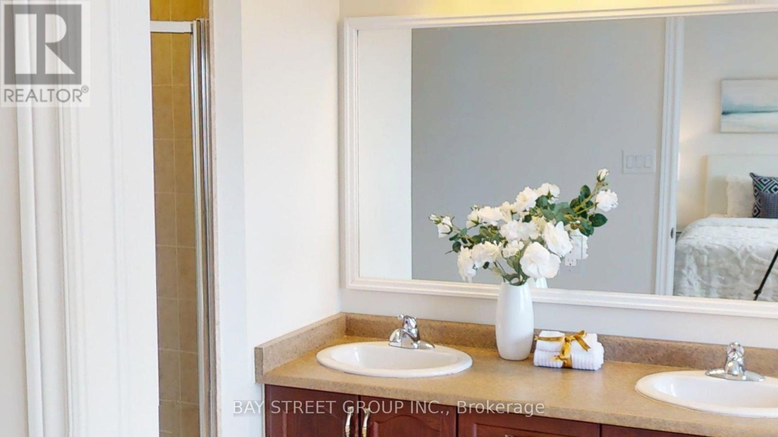 311 Oberfrick Avenue, Vaughan, Ontario  L6A 0R5 - Photo 23 - N13509970