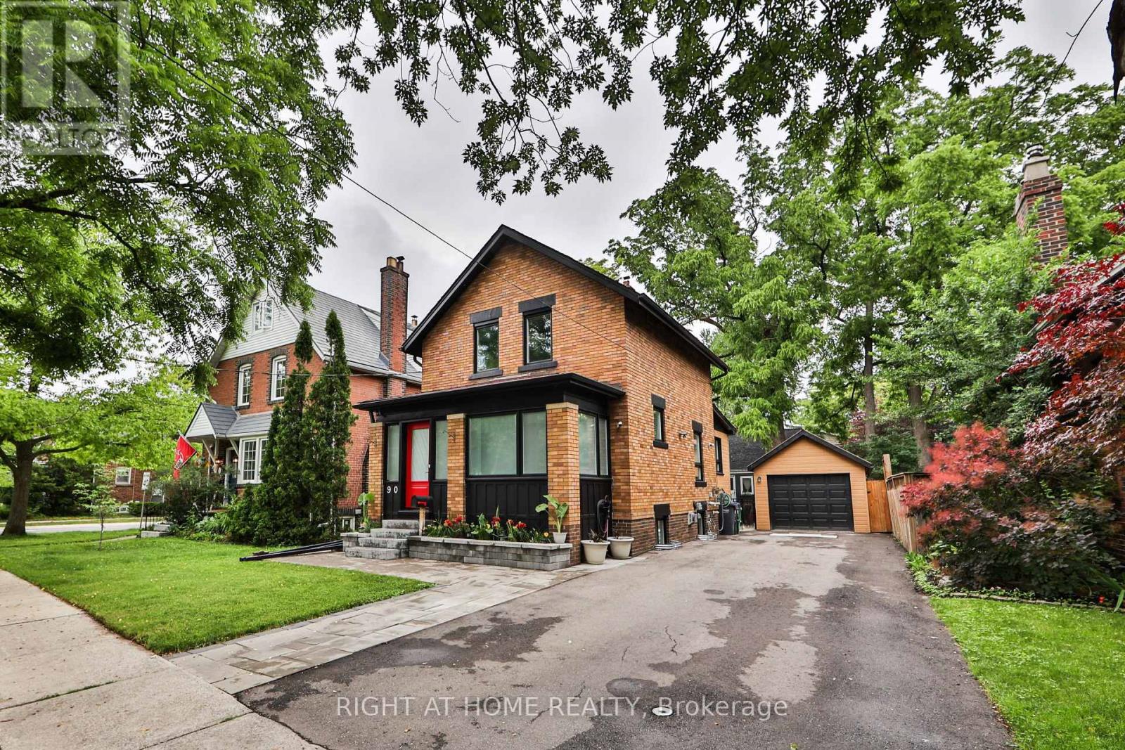 90 MILL STREET SOUTH STREET S, Brampton, Ontario