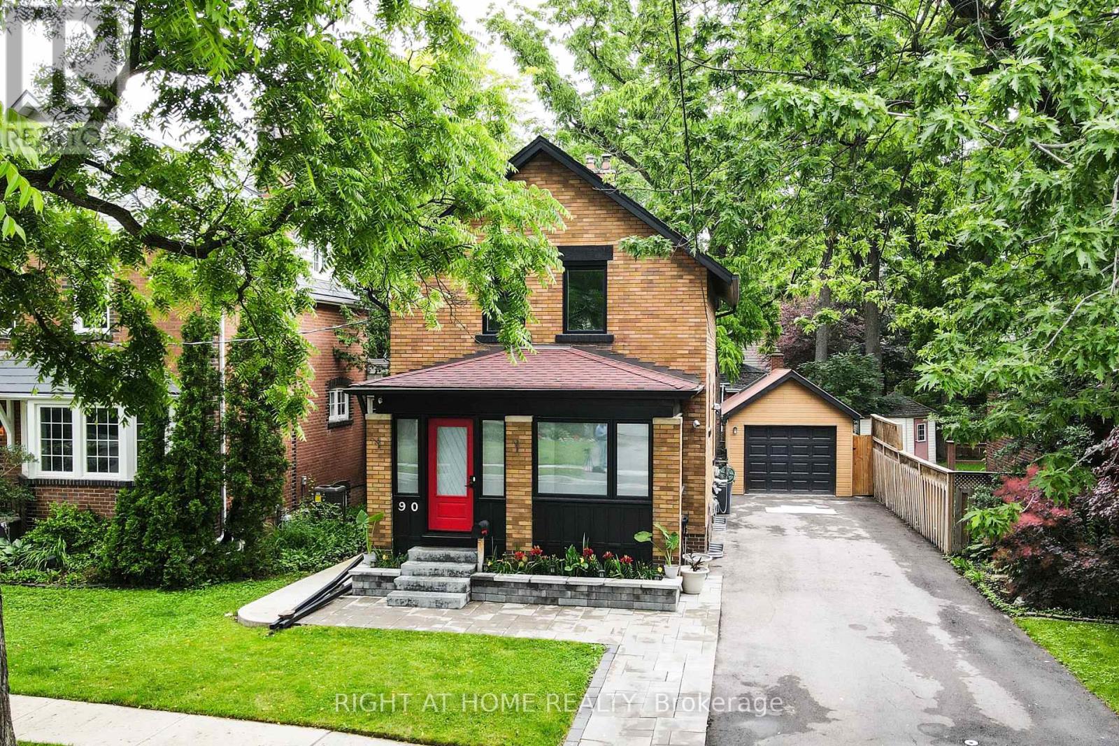 90 Mill Street South Street S, Brampton, Ontario  L6Y 1T2 - Photo 3 - W13509952