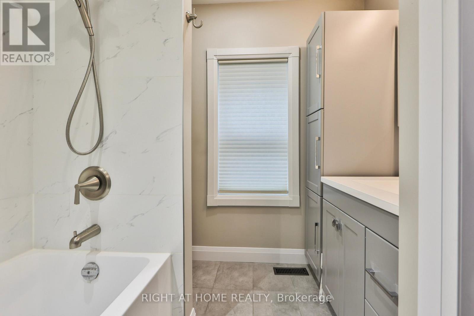 90 Mill Street South Street S, Brampton, Ontario  L6Y 1T2 - Photo 31 - W13509952