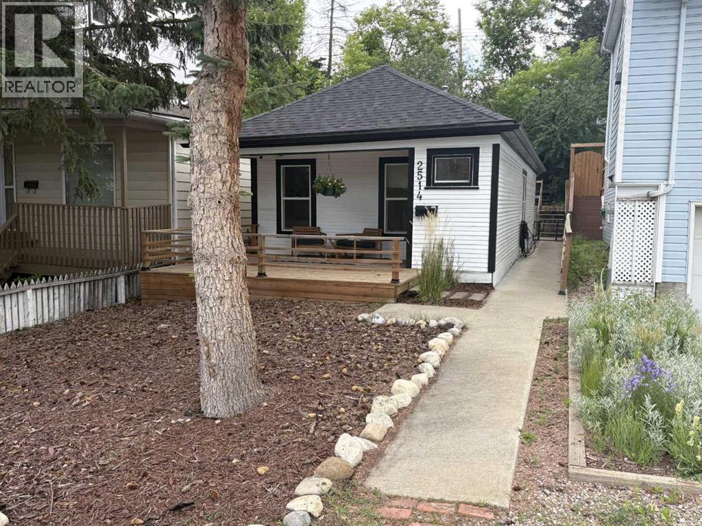 2514 16A Street SW, calgary, Alberta