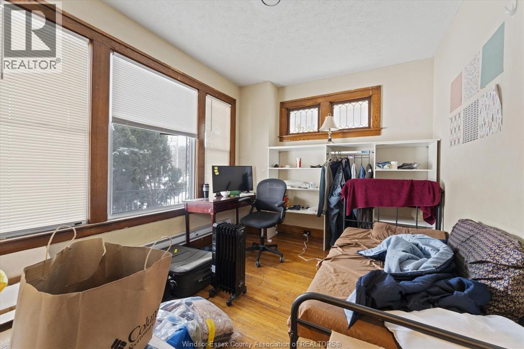 3060 Sandwich, Windsor, Ontario  N9C 1A4 - Photo 10 - 26013889