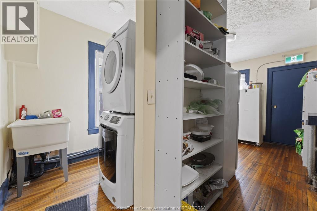 3060 Sandwich, Windsor, Ontario  N9C 1A4 - Photo 13 - 26013889