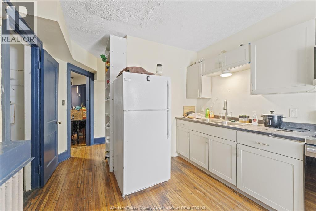 3060 Sandwich, Windsor, Ontario  N9C 1A4 - Photo 16 - 26013889