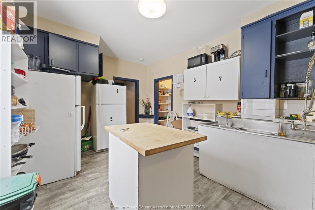 3060 Sandwich, Windsor, Ontario  N9C 1A4 - Photo 7 - 26013889