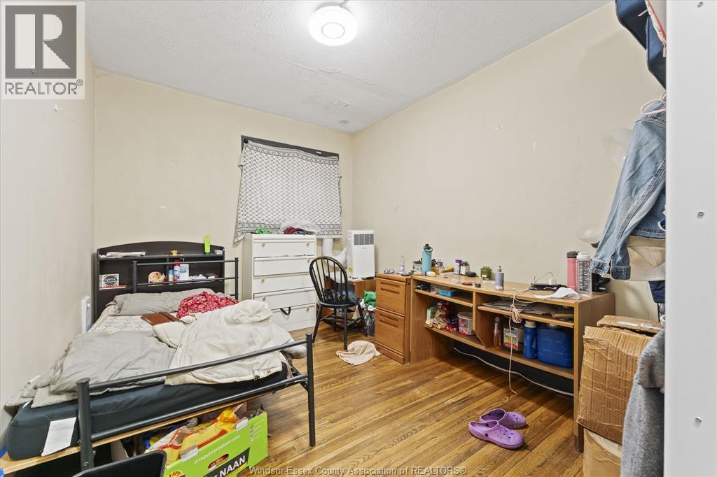 3060 Sandwich, Windsor, Ontario  N9C 1A4 - Photo 9 - 26013889