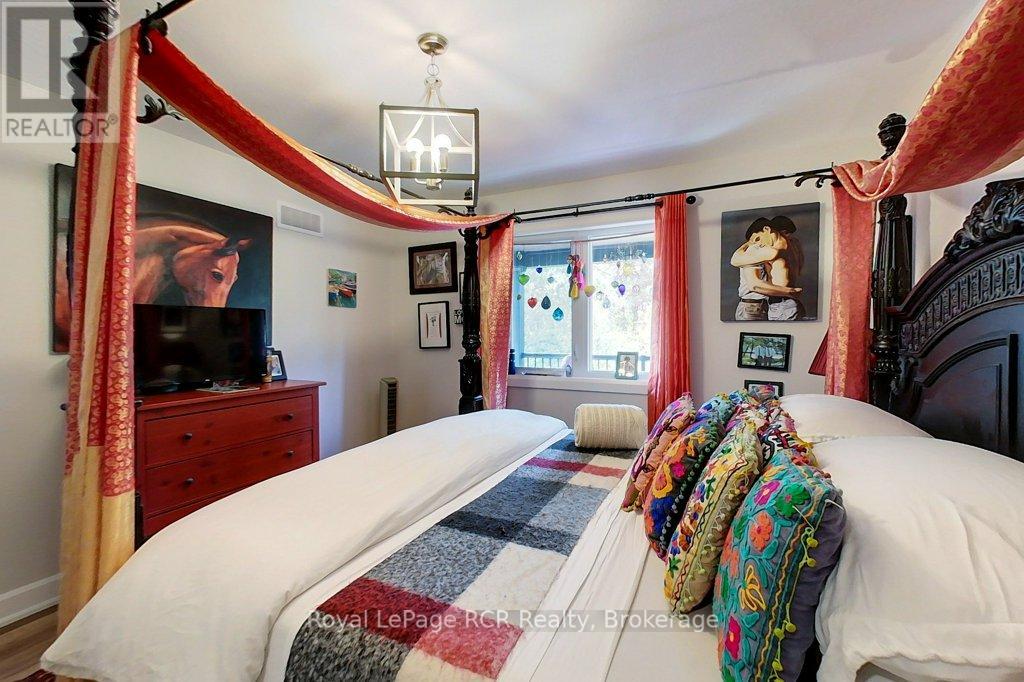 815 18th Street, Hanover, Ontario  N4N 0C5 - Photo 19 - X13510034