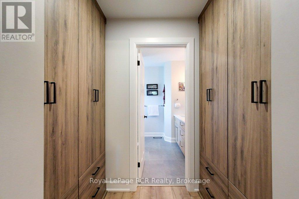 815 18th Street, Hanover, Ontario  N4N 0C5 - Photo 21 - X13510034
