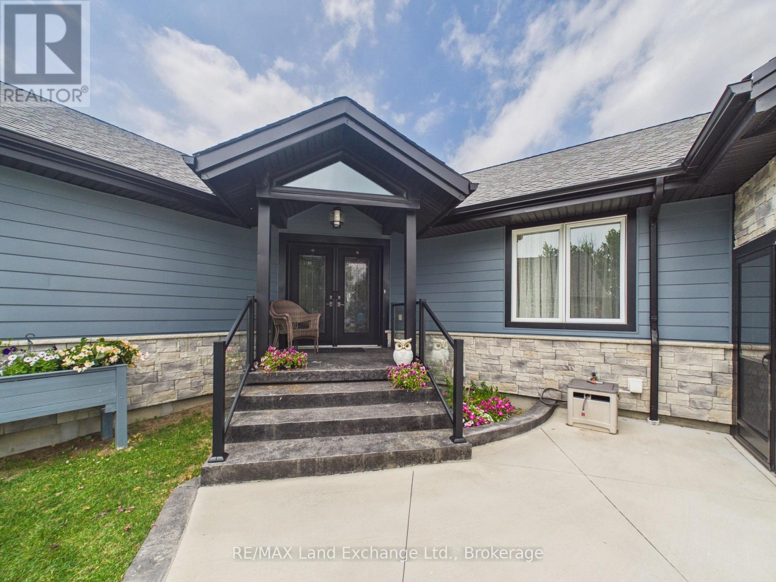 752 Lake Range Drive, Huron-Kinloss, Ontario  N2Z 0B3 - Photo 3 - X13511134