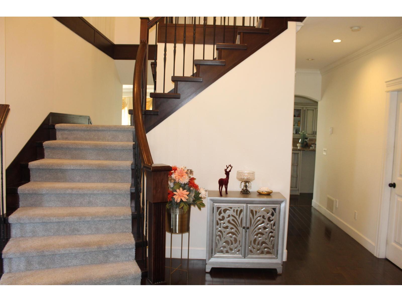 Upper Two Level 19670 71a Avenue, Langley, British Columbia  V2Y 3A4 - Photo 15 - R3141803