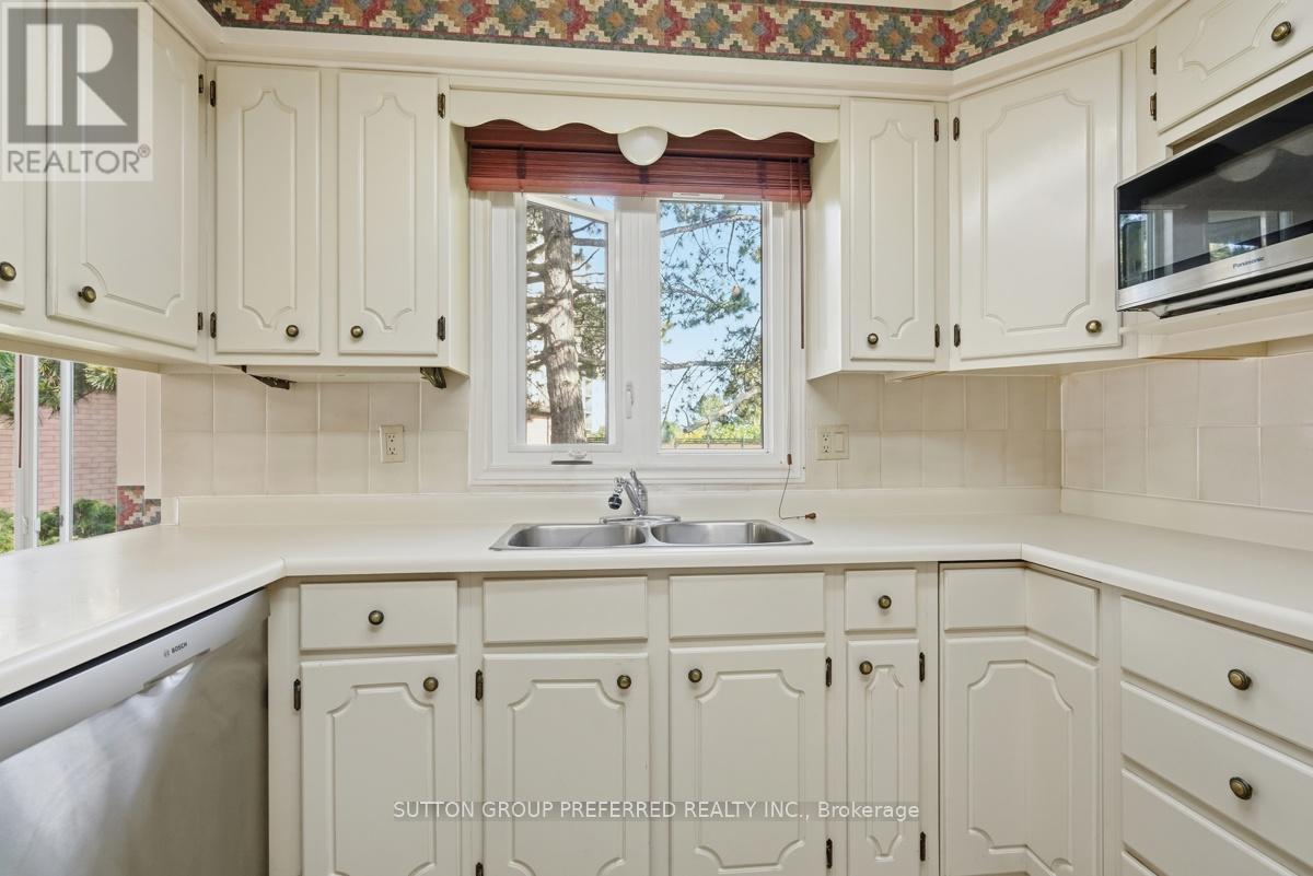 23 - 65 Fiddlers Green Road, London North (North P), Ontario  N6H 4V5 - Photo 11 - X13511138