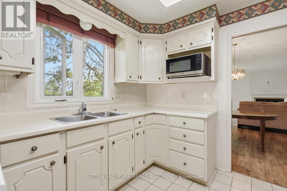 23 - 65 Fiddlers Green Road, London North (North P), Ontario  N6H 4V5 - Photo 12 - X13511138
