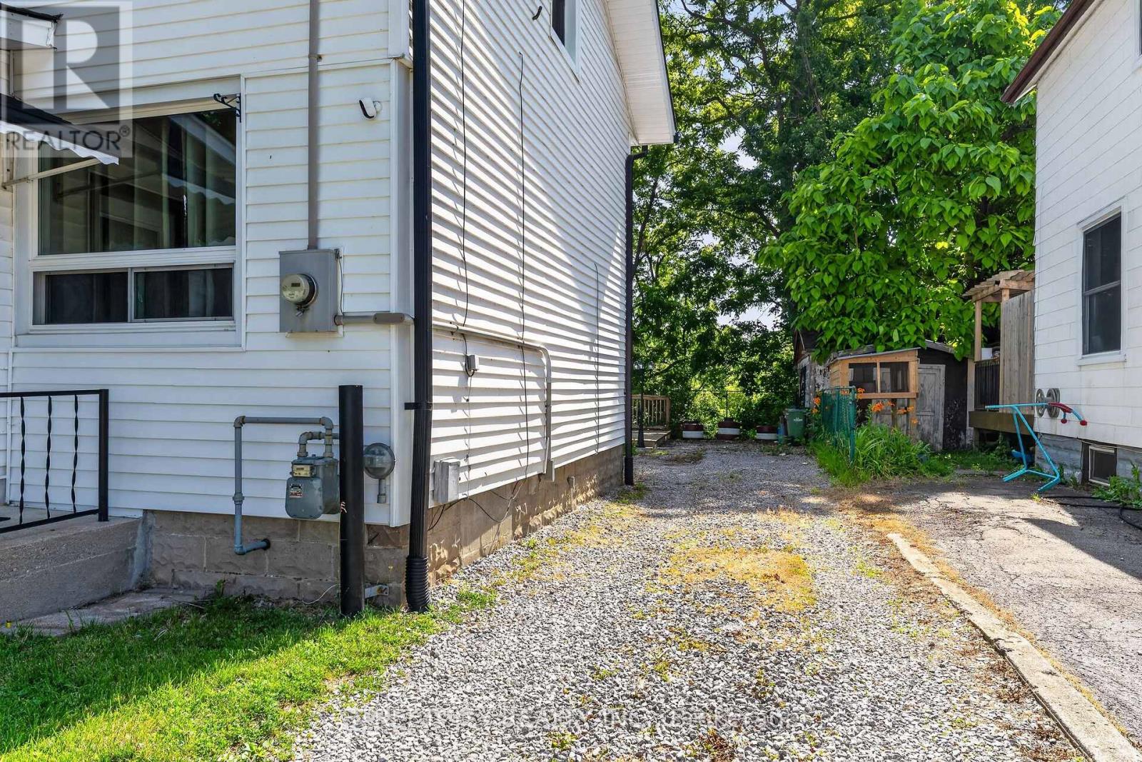 77 Pearl Street E, St. Thomas, Ontario  N5P 2P6 - Photo 33 - X13511154