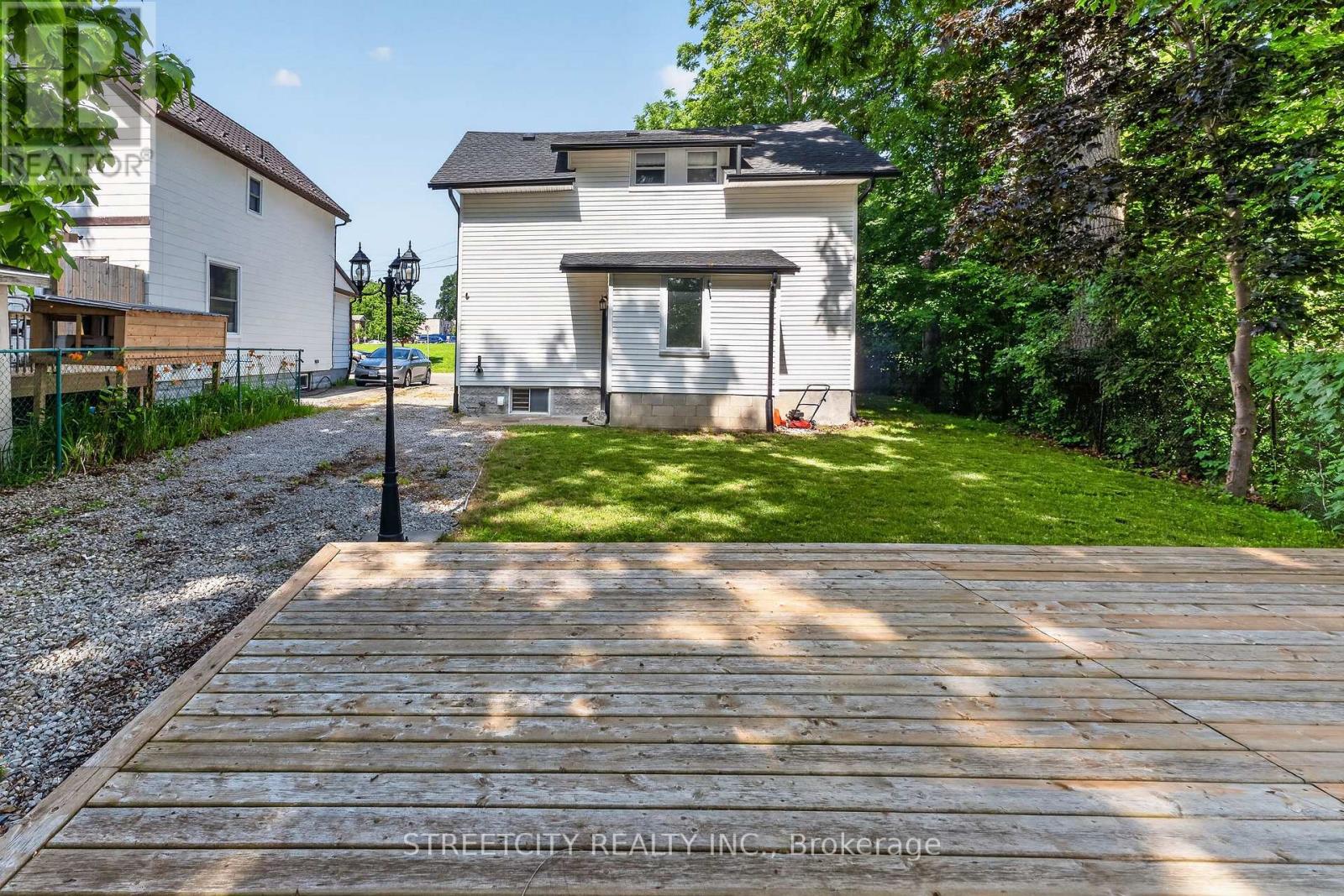77 Pearl Street E, St. Thomas, Ontario  N5P 2P6 - Photo 37 - X13511154