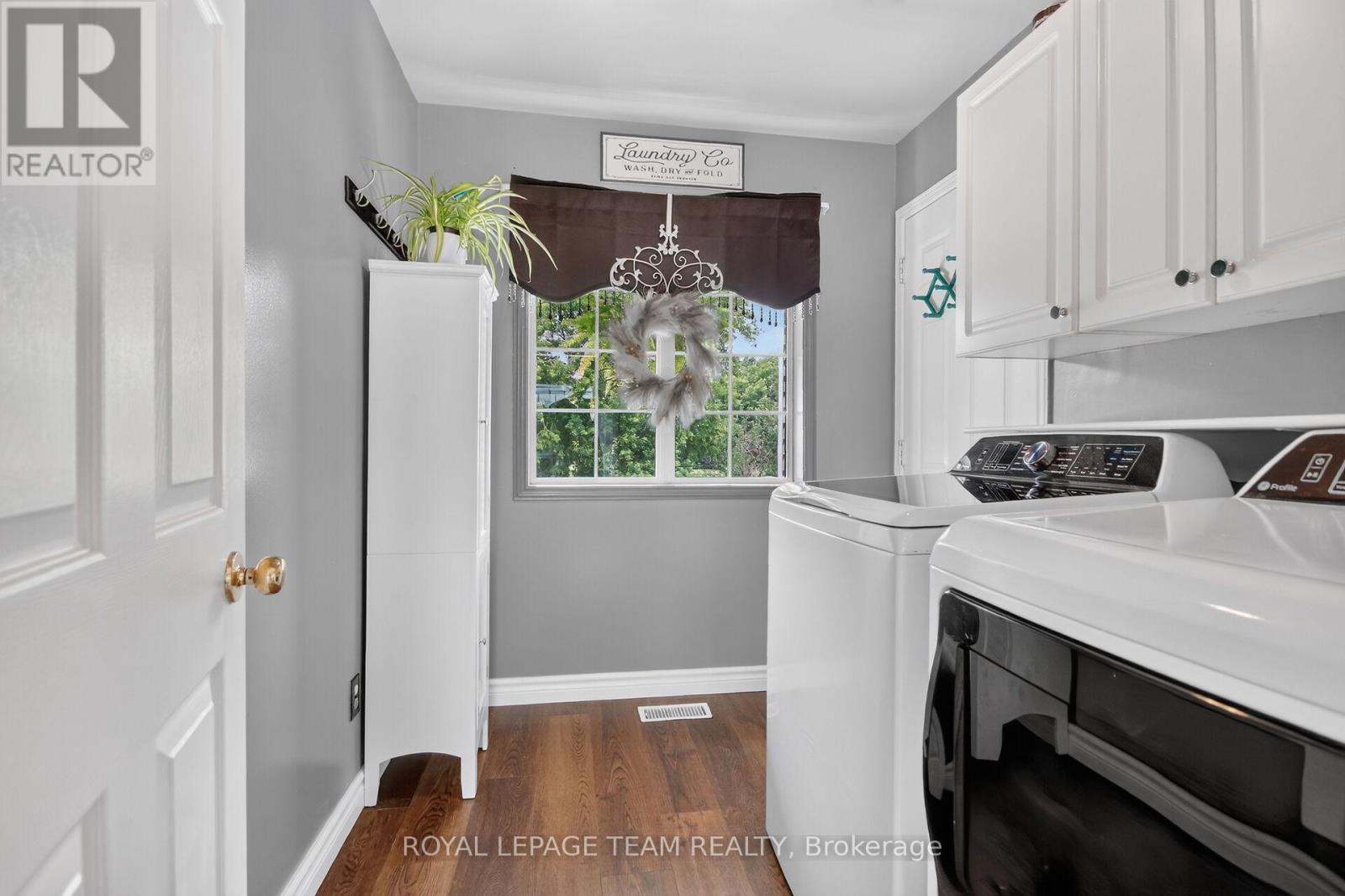 34 Jenna Drive, Mcnab/braeside, Ontario  K7S 0E9 - Photo 12 - X13511174