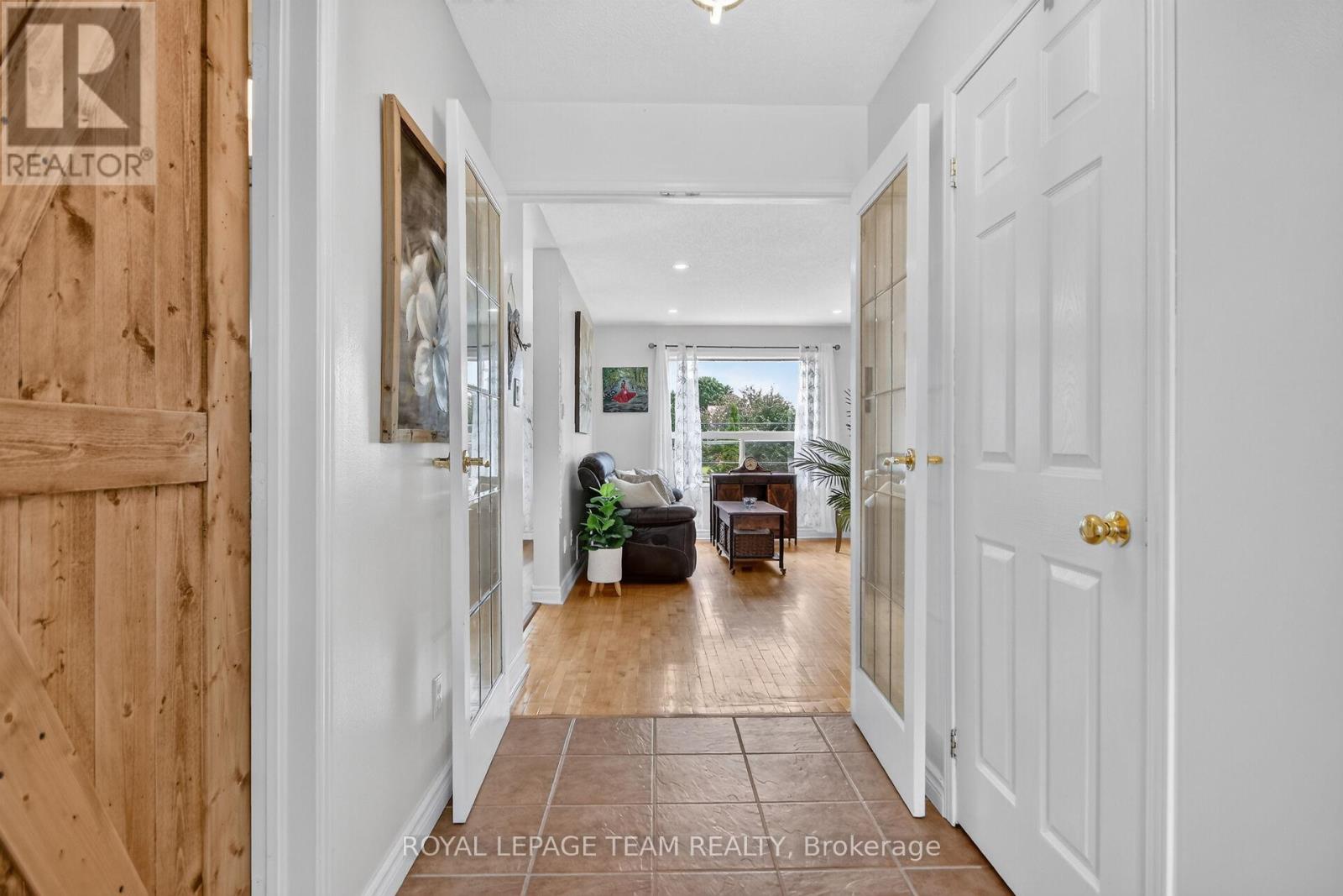34 Jenna Drive, Mcnab/braeside, Ontario  K7S 0E9 - Photo 4 - X13511174