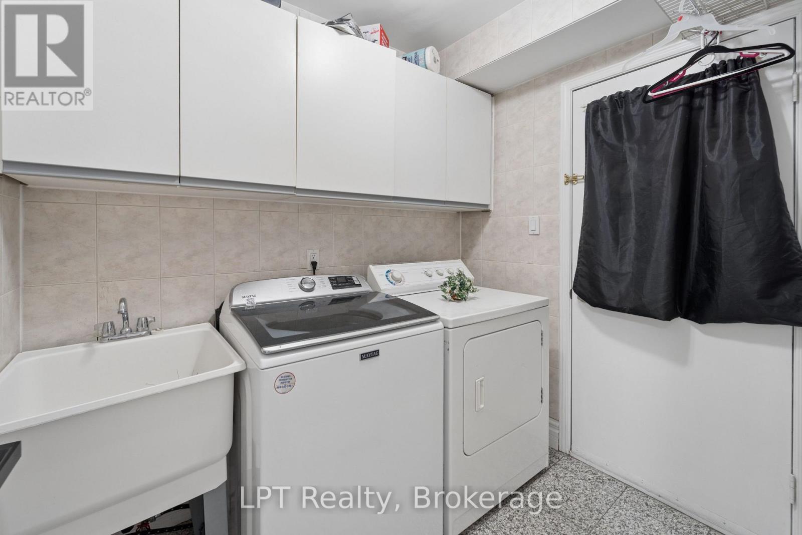 1 Mayfield Crescent, Whitby, Ontario  L1N 8P3 - Photo 24 - E13511170