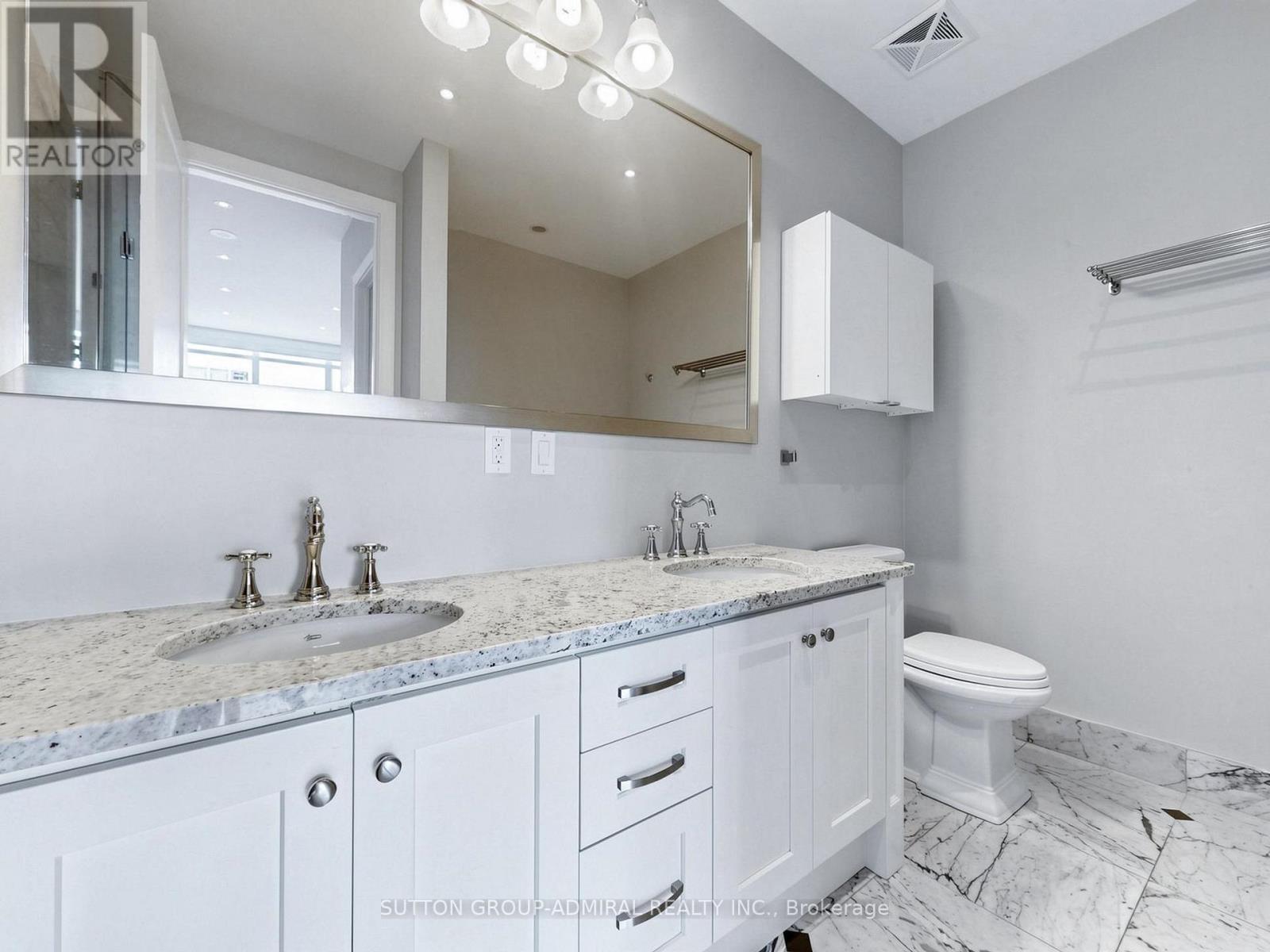Ph 401 - 825 Church Street, Toronto, Ontario  M4W 3Z4 - Photo 15 - C13509998