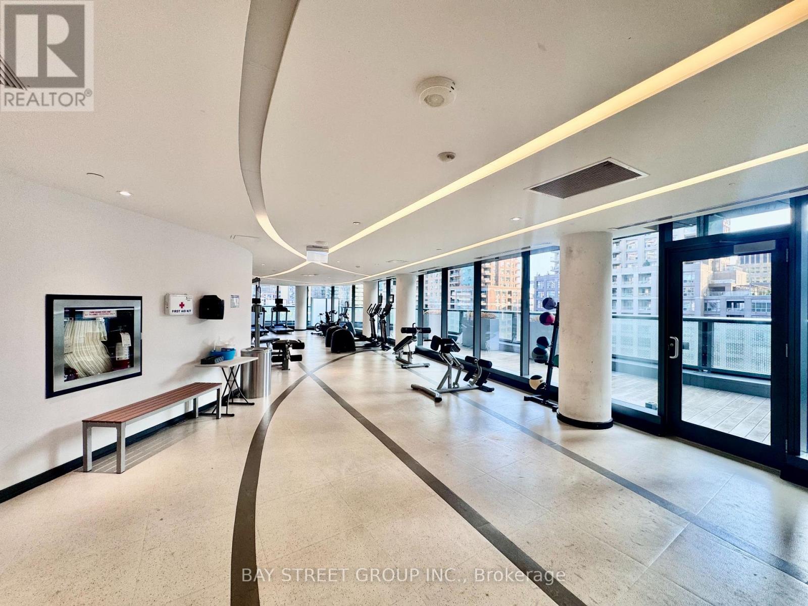 2103 - 11 Wellesley Street W, Toronto, Ontario M4Y 0G4 - Photo 23 - C13510002