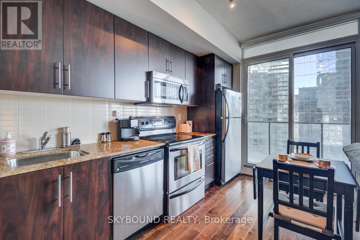 2709 - 55 Bremner Boulevard, Toronto, Ontario  M5J 0A6 - Photo 4 - C13511148