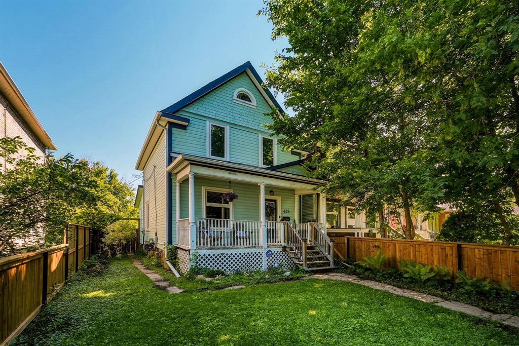 439 College Avenue