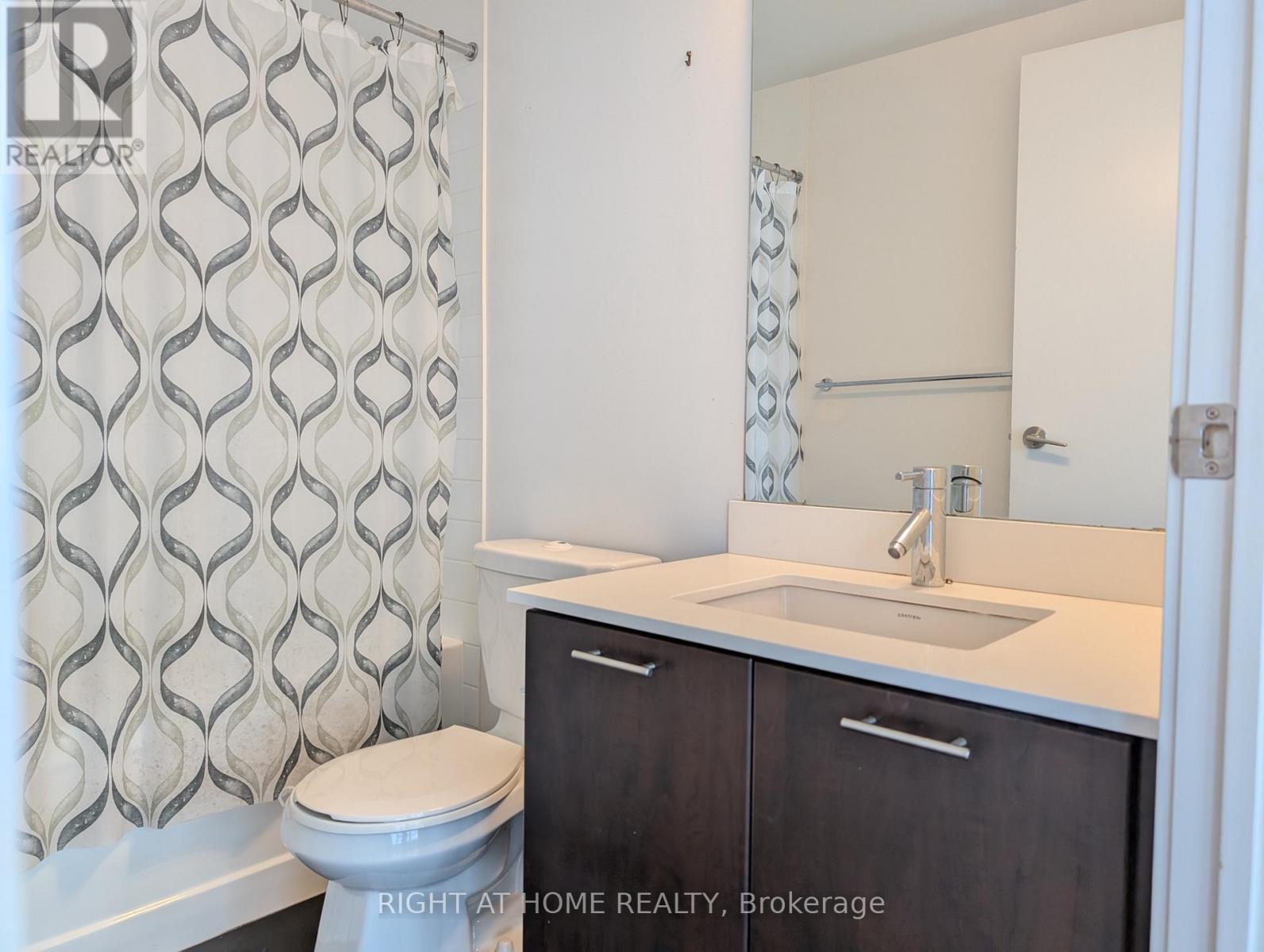 3204 - 2200 Lake Shore Boulevard W, Toronto, Ontario  M8V 1A4 - Photo 5 - W13509992