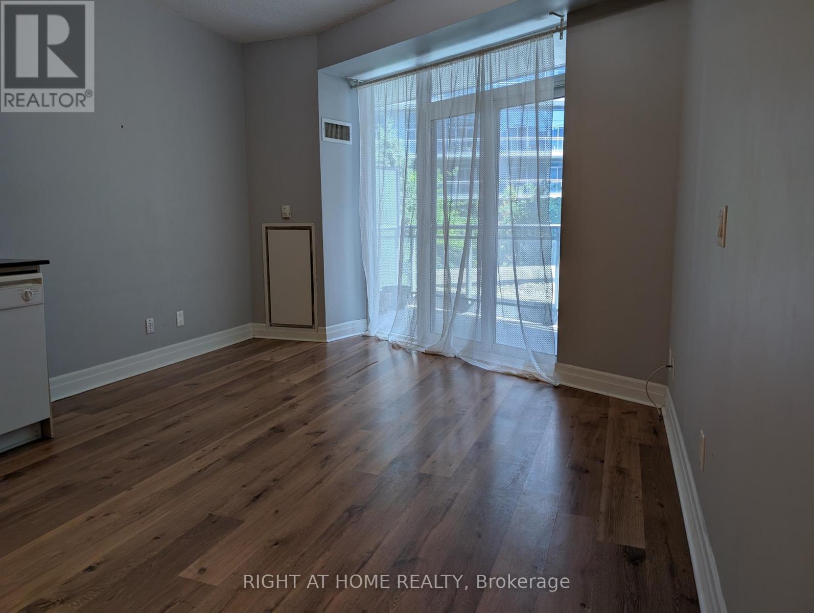 226 - 58 Marine Parade Drive, Toronto, Ontario M8V 4G1 - Photo 5 - W13509996