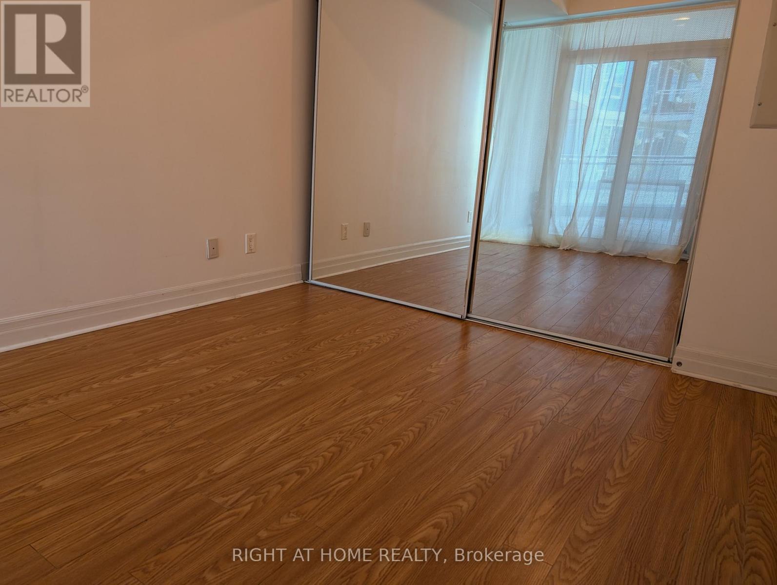 226 - 58 Marine Parade Drive, Toronto, Ontario M8V 4G1 - Photo 6 - W13509996