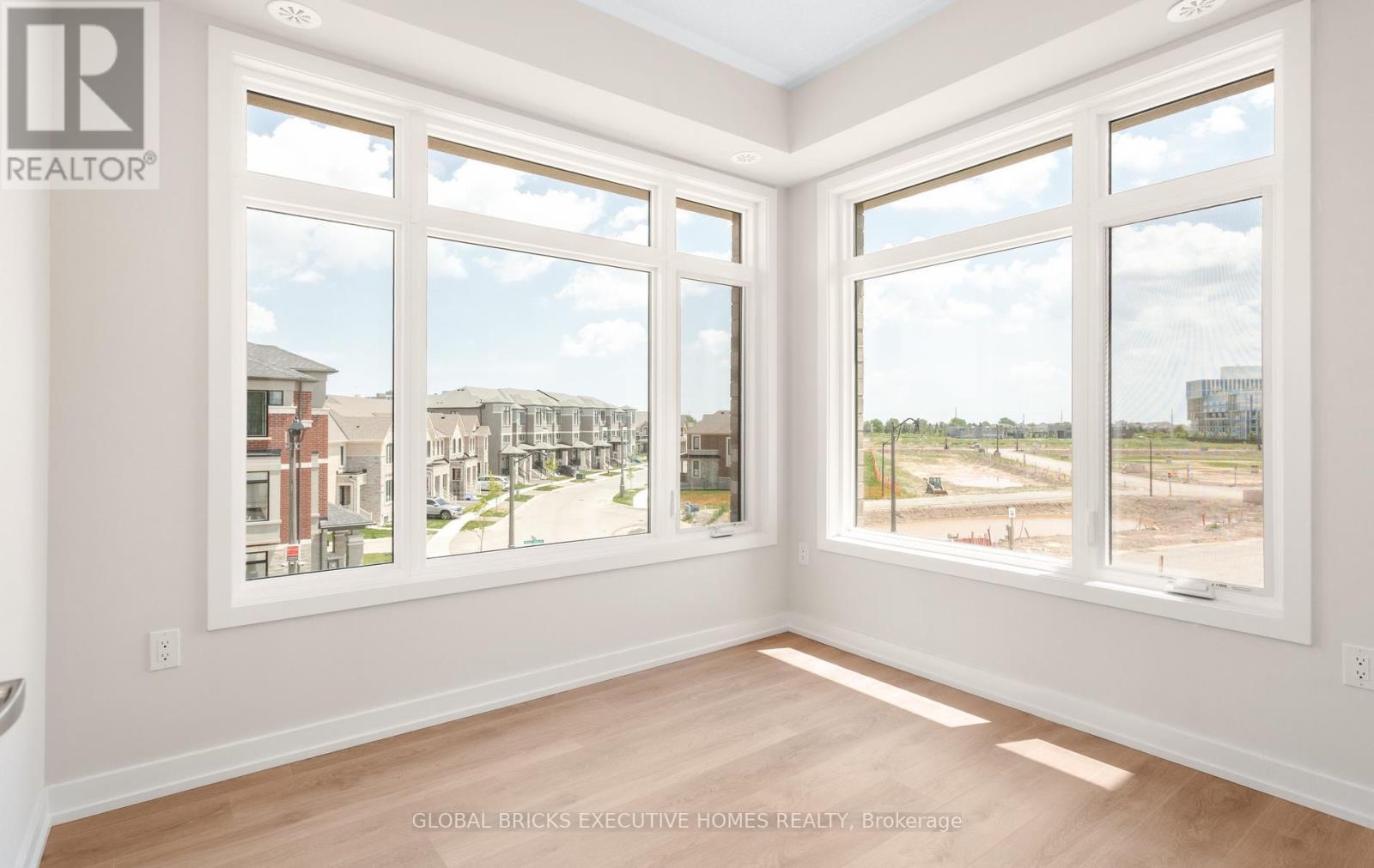 #1 - 3095 Robert Lamb Boulevard, Oakville, Ontario L6H 8B7 - Photo 20 - W13510014
