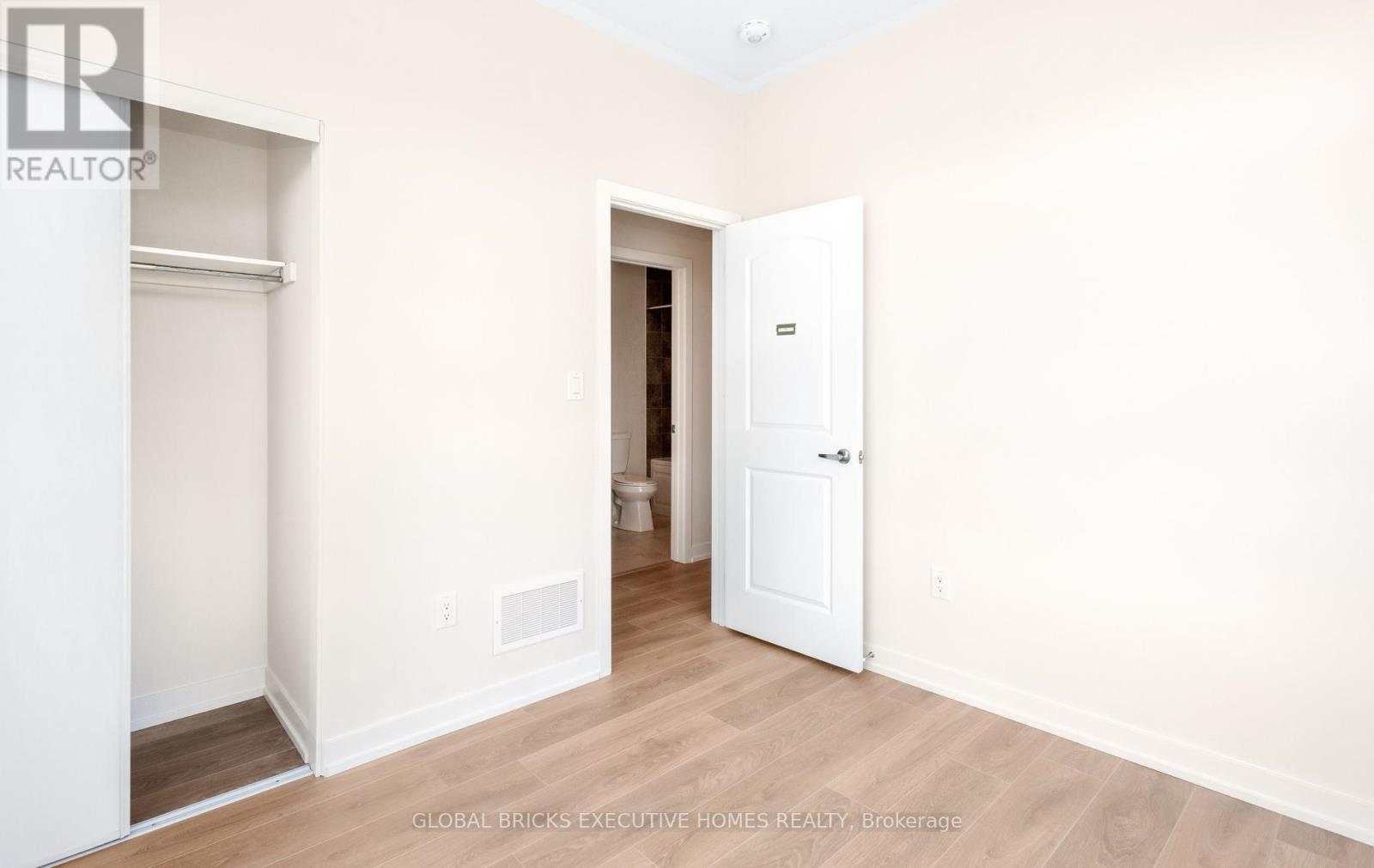 #1 - 3095 Robert Lamb Boulevard, Oakville, Ontario L6H 8B7 - Photo 22 - W13510014
