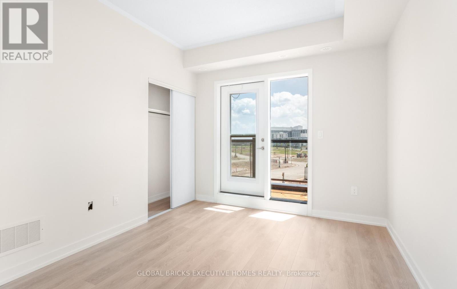 #1 - 3095 Robert Lamb Boulevard, Oakville, Ontario L6H 8B7 - Photo 24 - W13510014