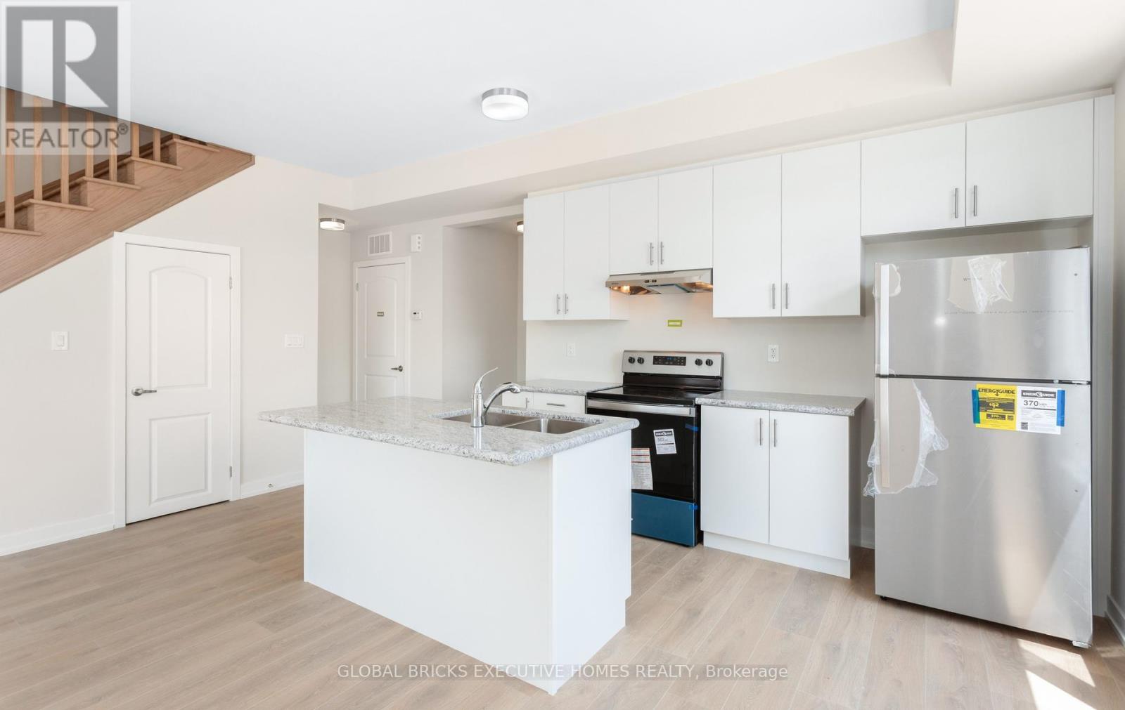 #2 - 3095 Robert Lamb Boulevard, Oakville, Ontario  L6H 8B7 - Photo 11 - W13510016