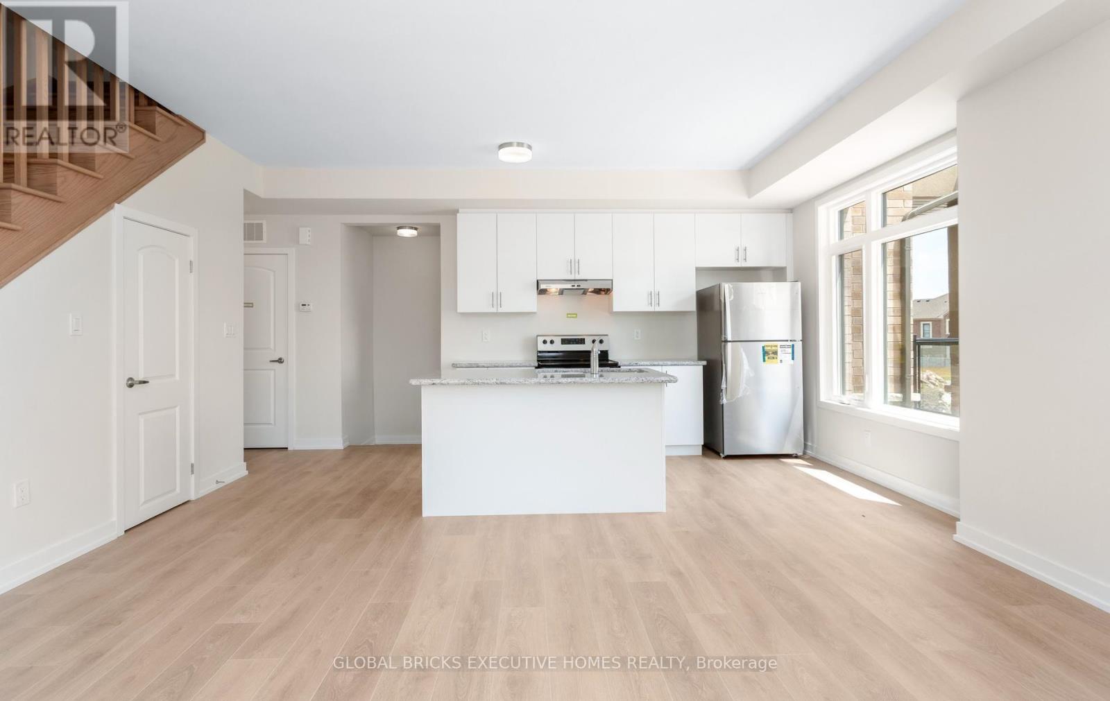 #2 - 3095 Robert Lamb Boulevard, Oakville, Ontario  L6H 8B7 - Photo 12 - W13510016