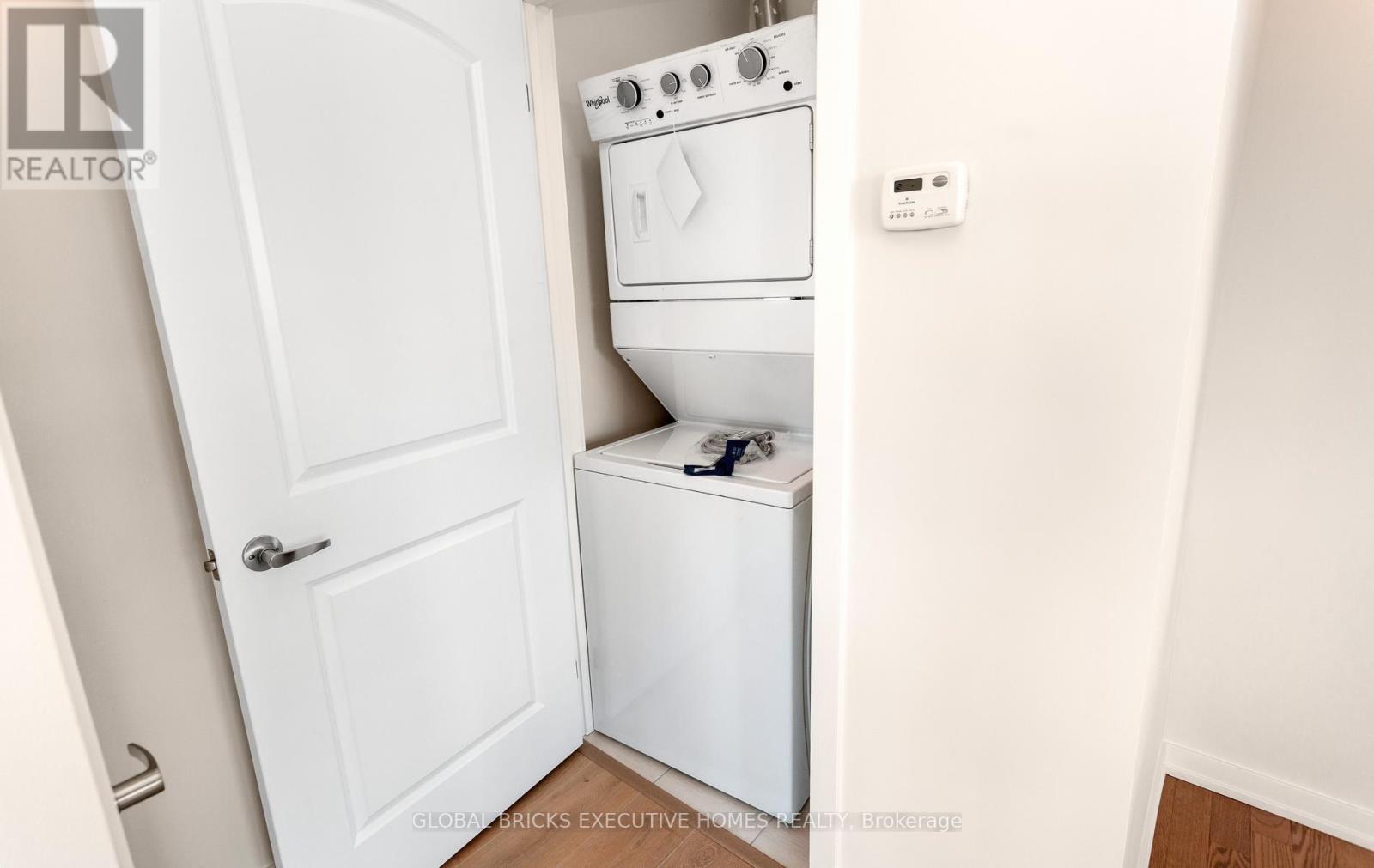 #2 - 3095 Robert Lamb Boulevard, Oakville, Ontario  L6H 8B7 - Photo 16 - W13510016