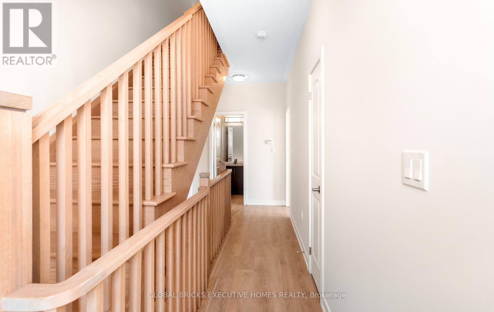 #2 - 3095 Robert Lamb Boulevard, Oakville, Ontario  L6H 8B7 - Photo 18 - W13510016