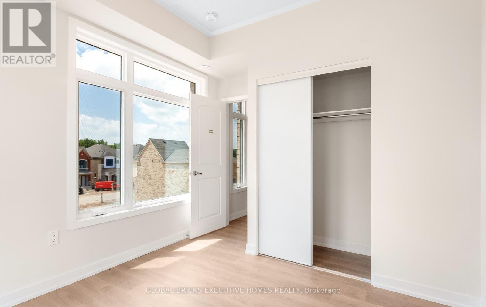 #2 - 3095 Robert Lamb Boulevard, Oakville, Ontario  L6H 8B7 - Photo 24 - W13510016