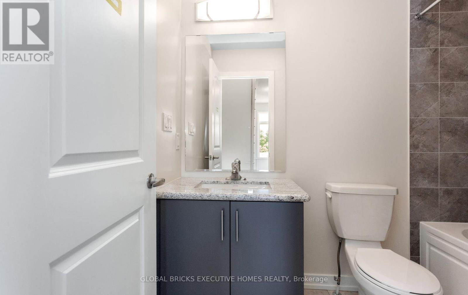 #2 - 3095 Robert Lamb Boulevard, Oakville, Ontario  L6H 8B7 - Photo 26 - W13510016