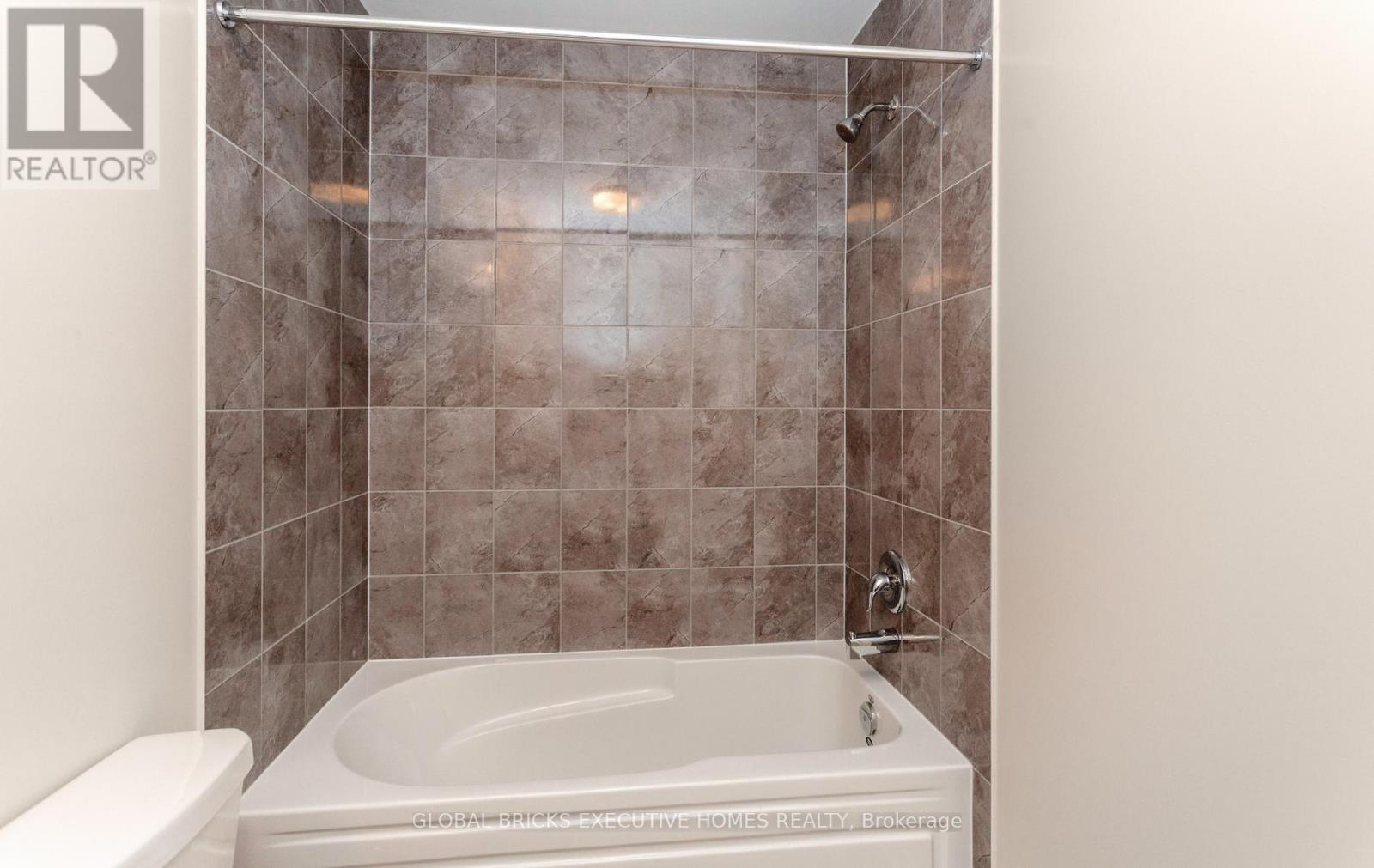 #2 - 3095 Robert Lamb Boulevard, Oakville, Ontario  L6H 8B7 - Photo 28 - W13510016