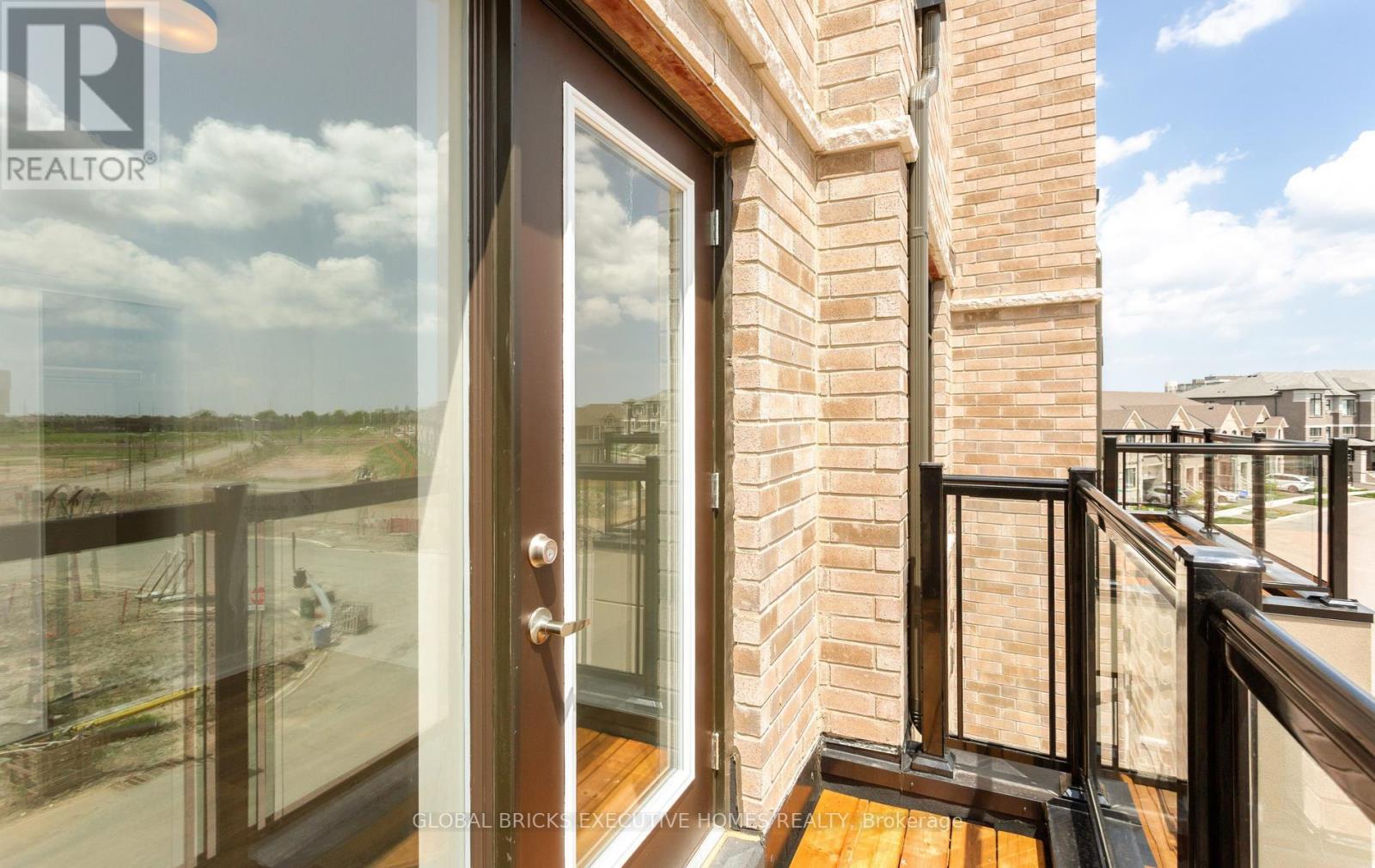 #2 - 3095 Robert Lamb Boulevard, Oakville, Ontario  L6H 8B7 - Photo 29 - W13510016