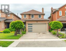 95 CINRICKBAR DRIVE, Toronto, Ontario