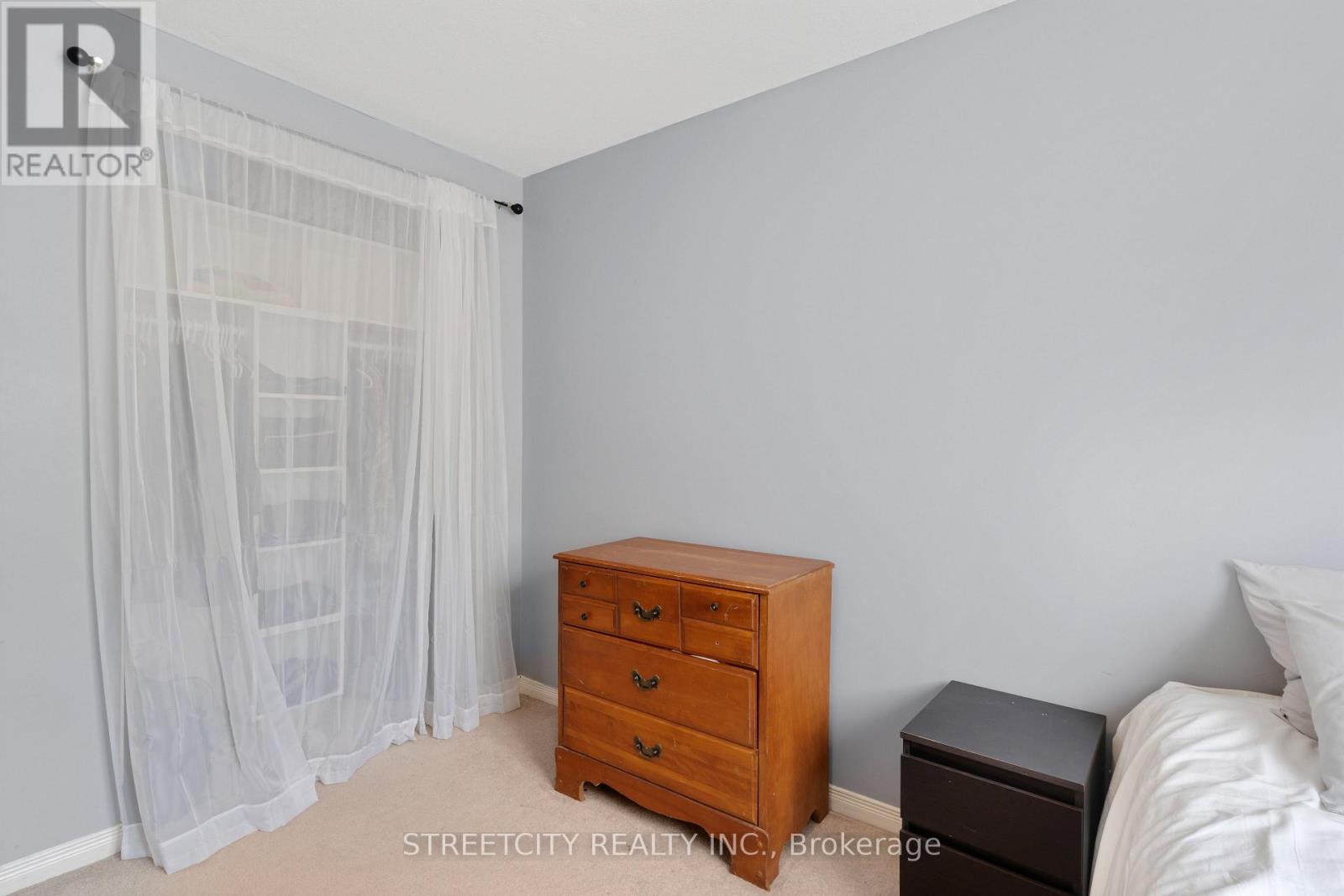 302 Oprington Place, Kitchener, Ontario  N2N 3P3 - Photo 25 - X13510020