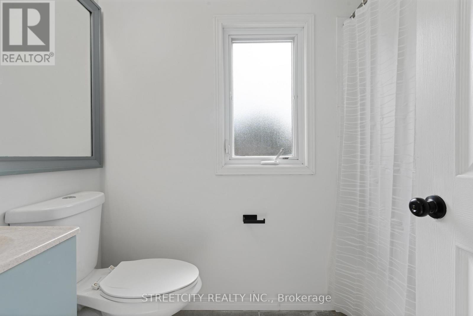 302 Oprington Place, Kitchener, Ontario  N2N 3P3 - Photo 27 - X13510020