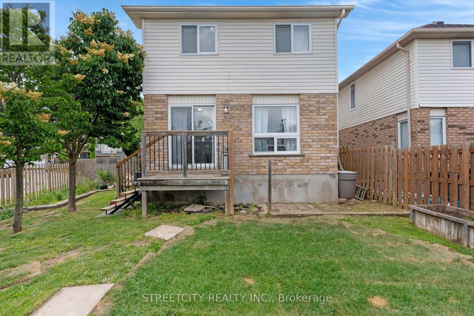 302 Oprington Place, Kitchener, Ontario  N2N 3P3 - Photo 36 - X13510020