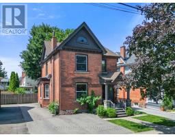 7 BEECHER STREET, St. Catharines, Ontario