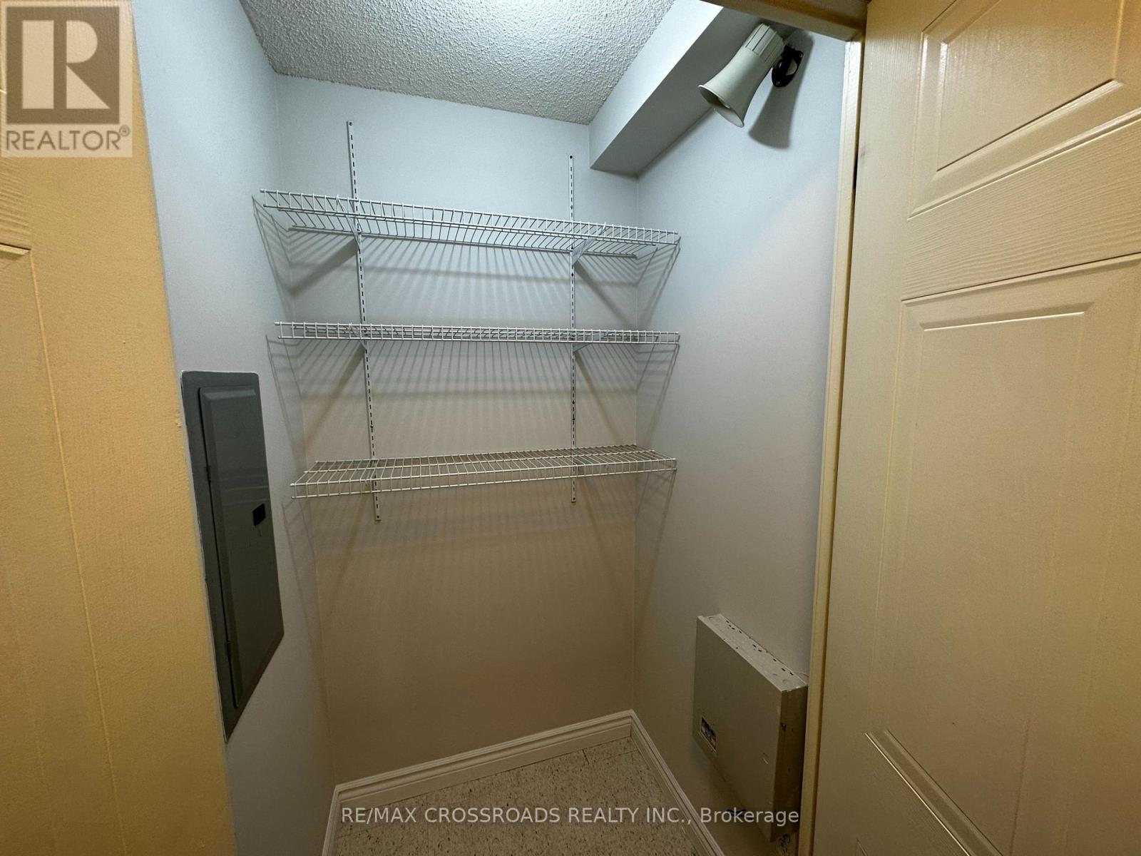 1003 - 105 Victoria Street, Toronto, Ontario  M5C 3B4 - Photo 3 - C13511258