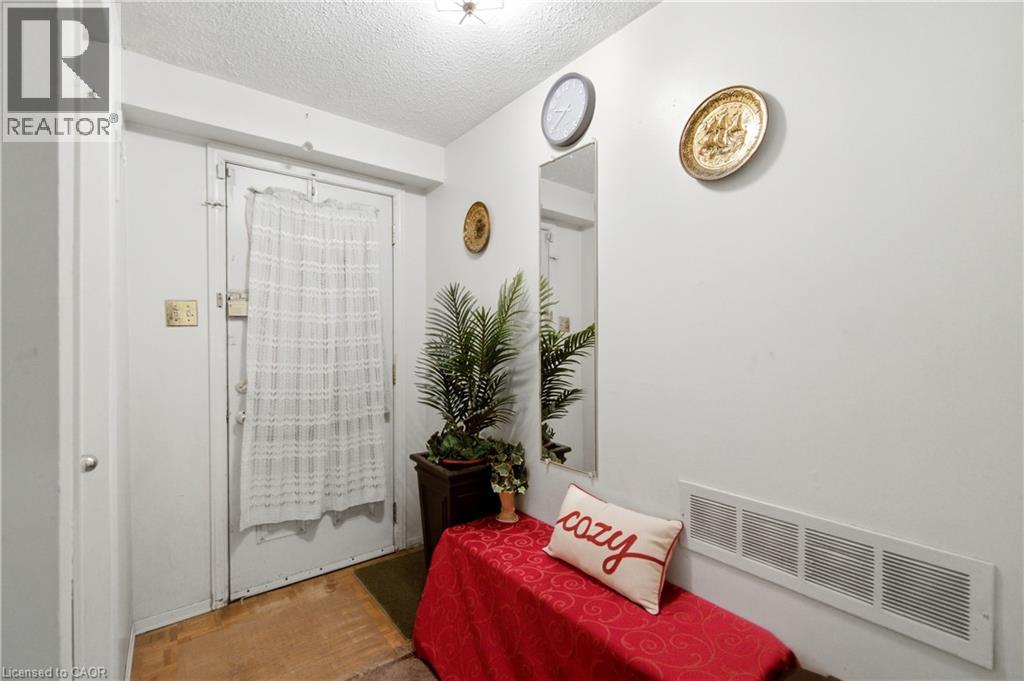 750 Military Trail Unit# 3, Scarborough, Ontario  M1E 4P7 - Photo 8 - 40839964