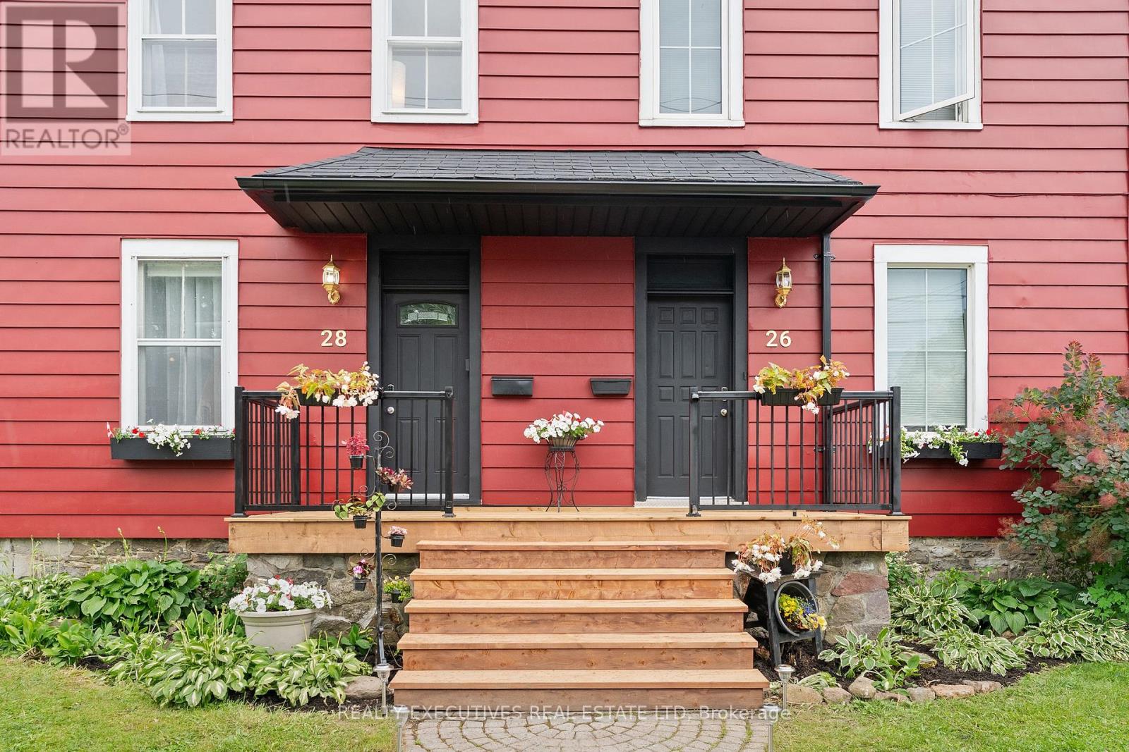 28 5th Street E, Cornwall, Ontario  K6H 2L4 - Photo 2 - X13511298