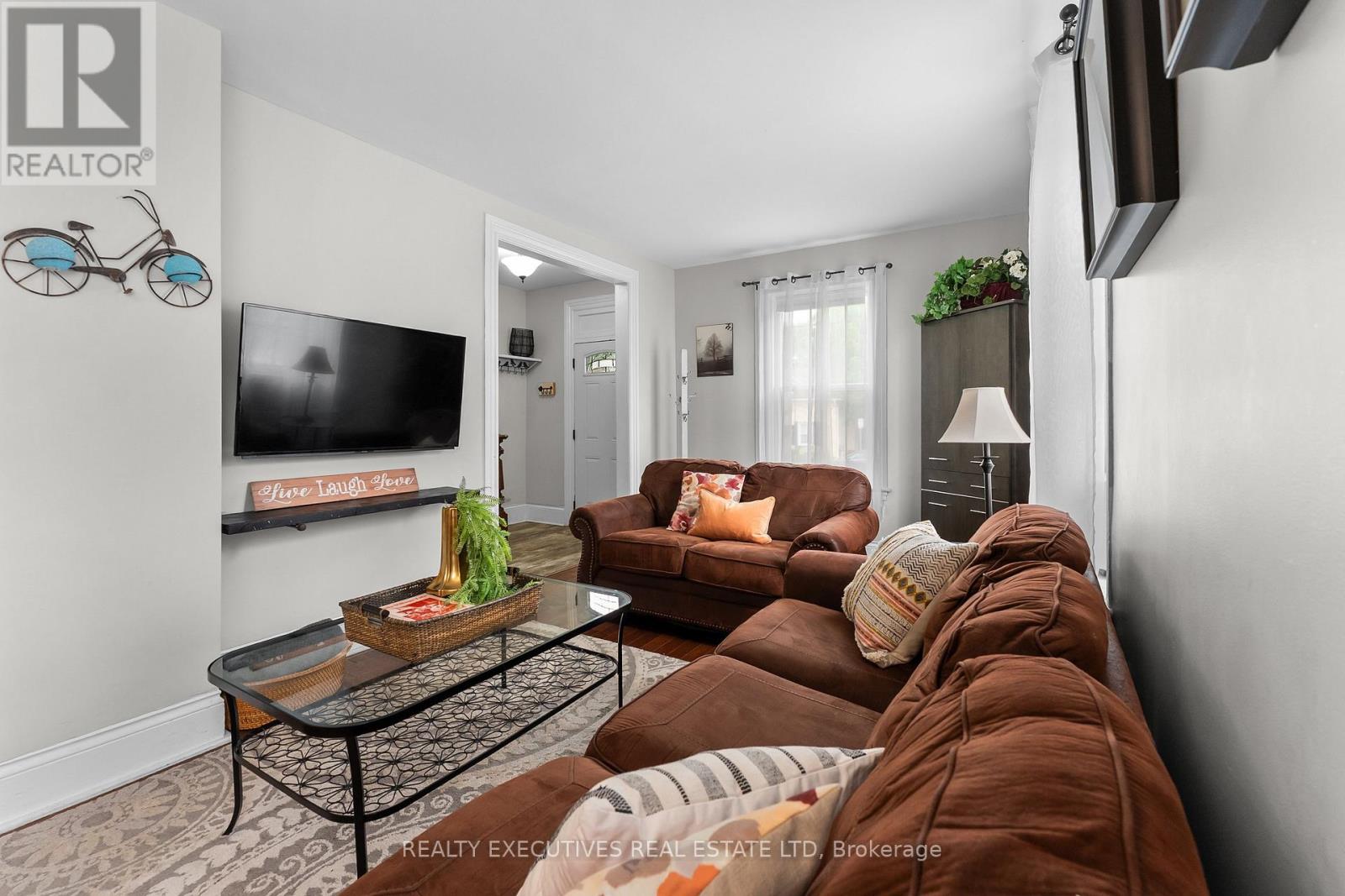 28 5th Street E, Cornwall, Ontario  K6H 2L4 - Photo 8 - X13511298