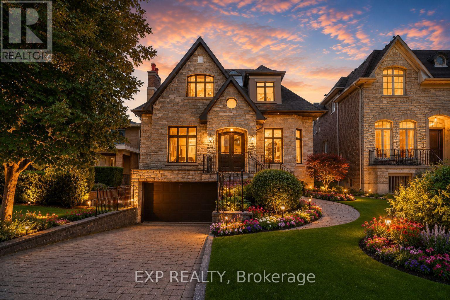 58 SPRUCE AVENUE, Richmond Hill, Ontario
